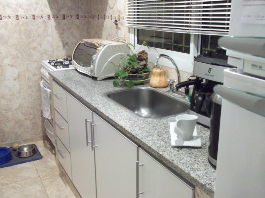 Habitacion Privada En La Casa De Thor Trelew Buitenkant foto